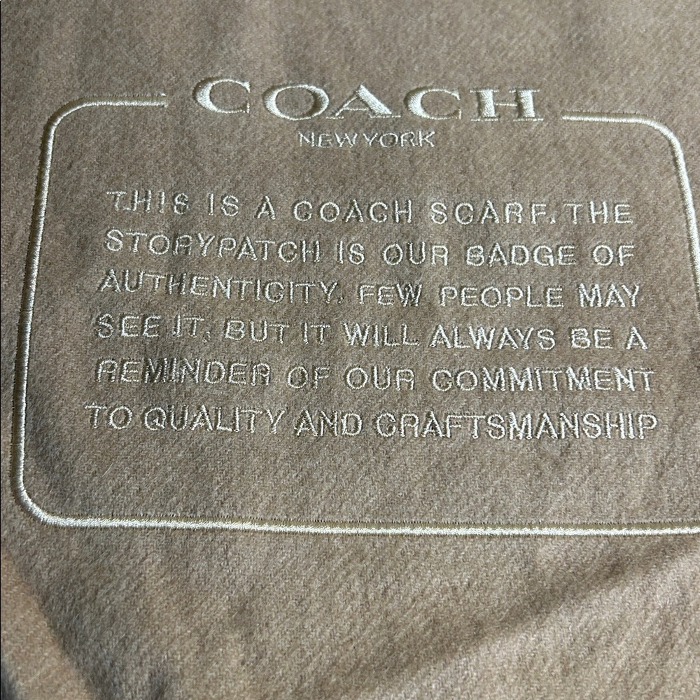 Coach CB685 100% Cashmere Embroidered Patch Logo Scarf - Picture 4 of 9